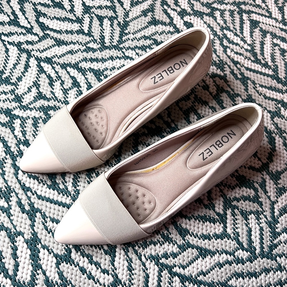 NOBLEZ - Women Nude Kitten Heels